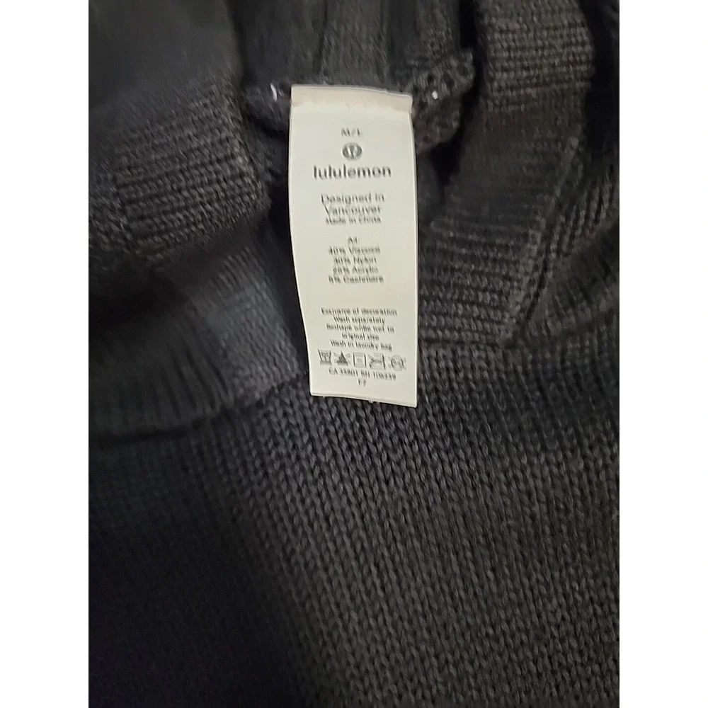 Lululemon M/L Black Opened Up Hooded Poncho Long Version LNC!